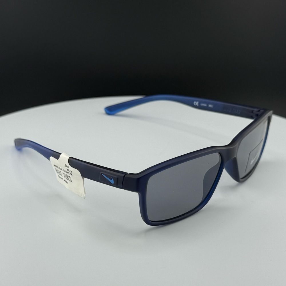 NIKE 7092S Sunglasses - Navy Blue
